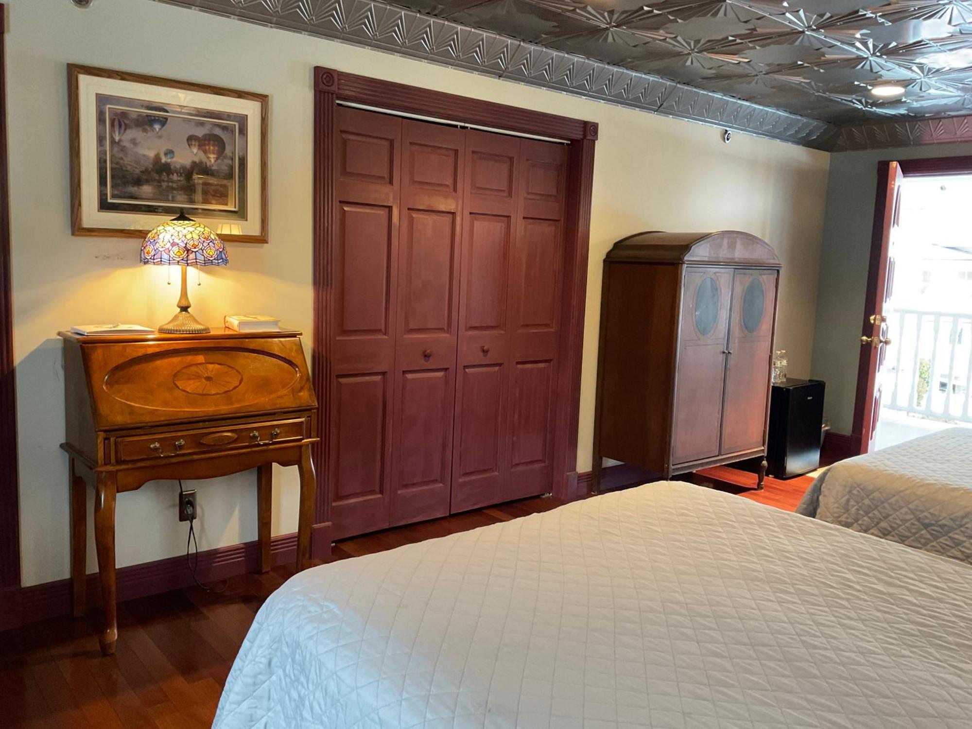 Mountain Quest Inn Marlinton エクステリア 写真