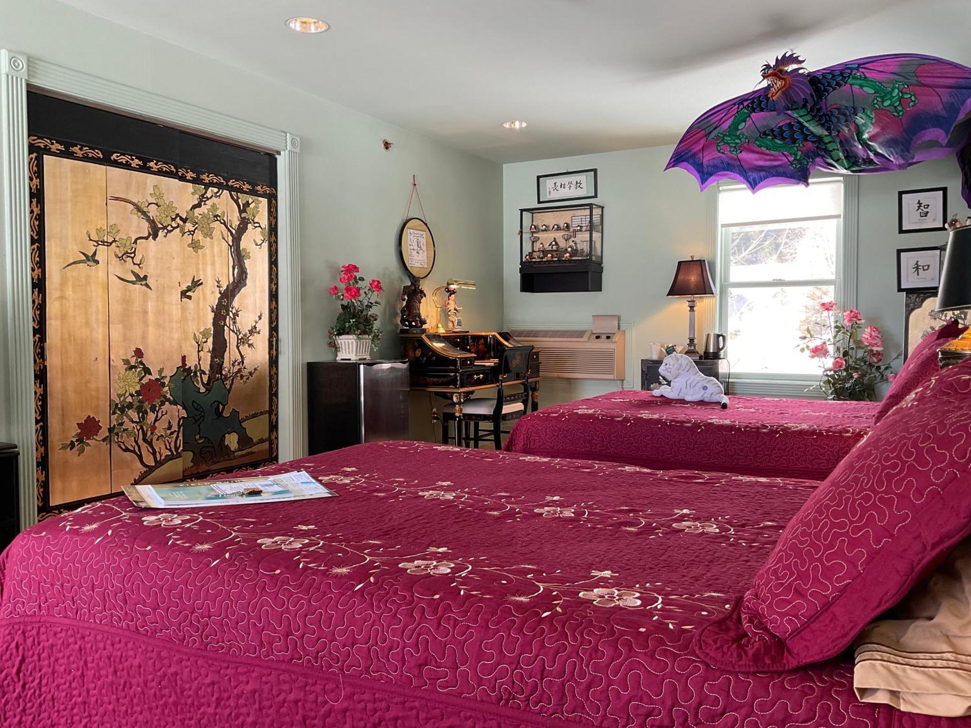 Mountain Quest Inn Marlinton エクステリア 写真